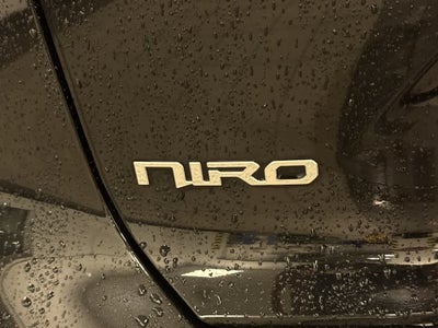 2023 Kia Niro LX