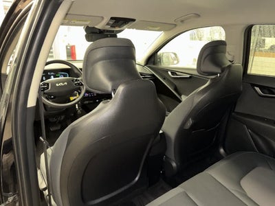 2023 Kia Niro LX