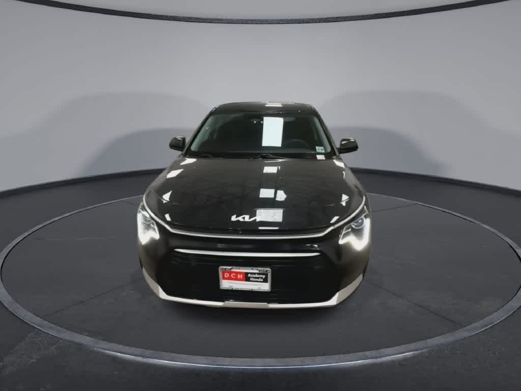 2023 Kia Niro LX