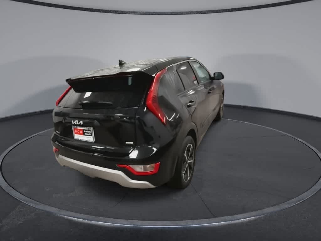 2023 Kia Niro LX