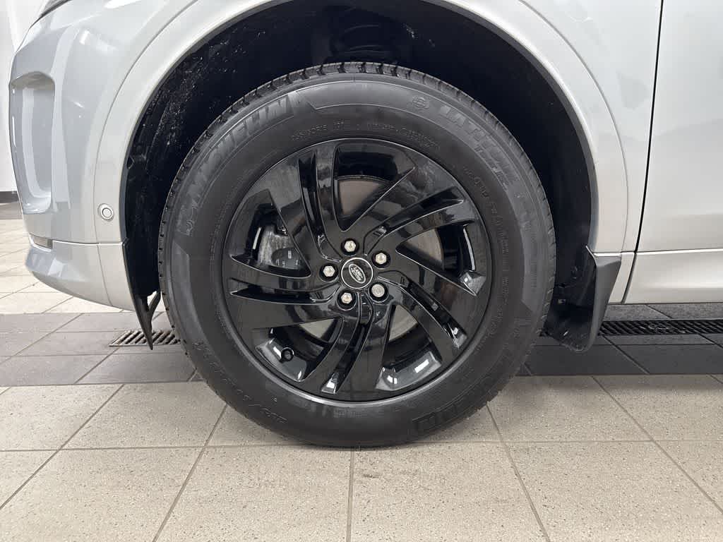 2025 Land Rover Discovery Sport S