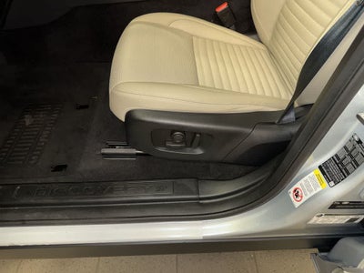 2025 Land Rover Discovery Sport S