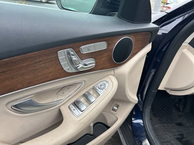 2020 Mercedes-Benz C 300 C 300