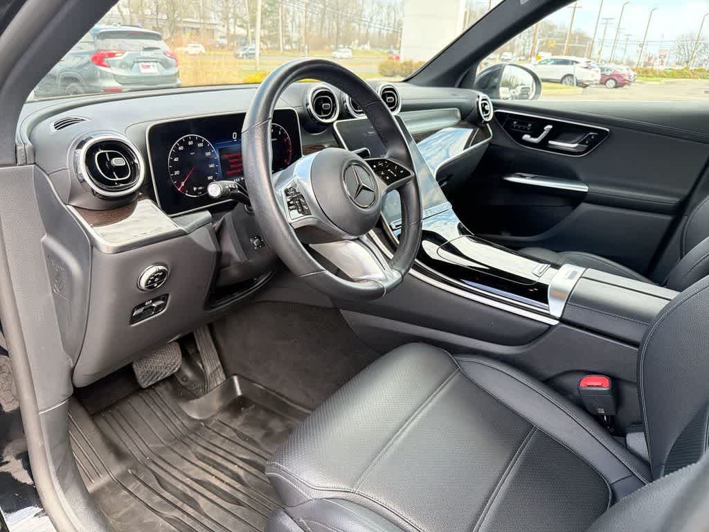 2023 Mercedes-Benz GLC 300 GLC 300