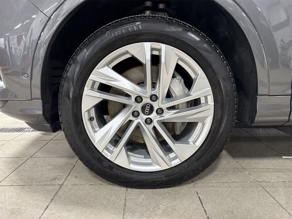 2022 Audi Q7 Premium