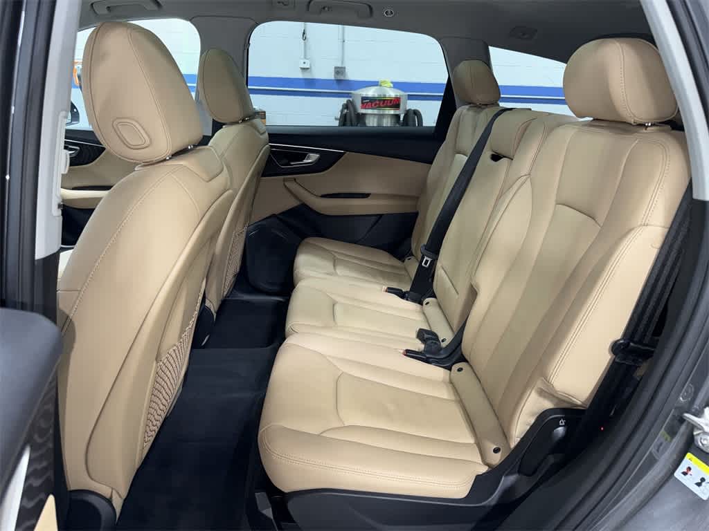 2022 Audi Q7 Premium