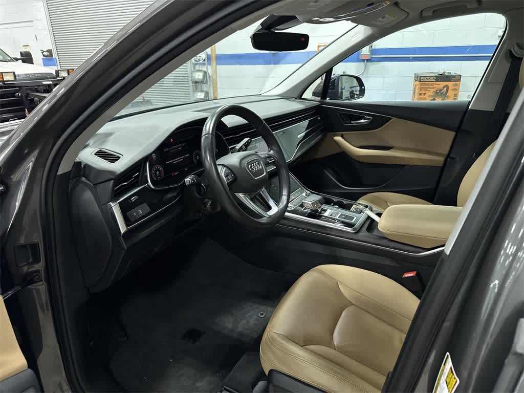 2022 Audi Q7 Premium