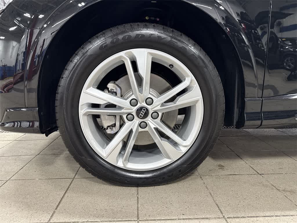 2024 Audi Q3 S line Premium