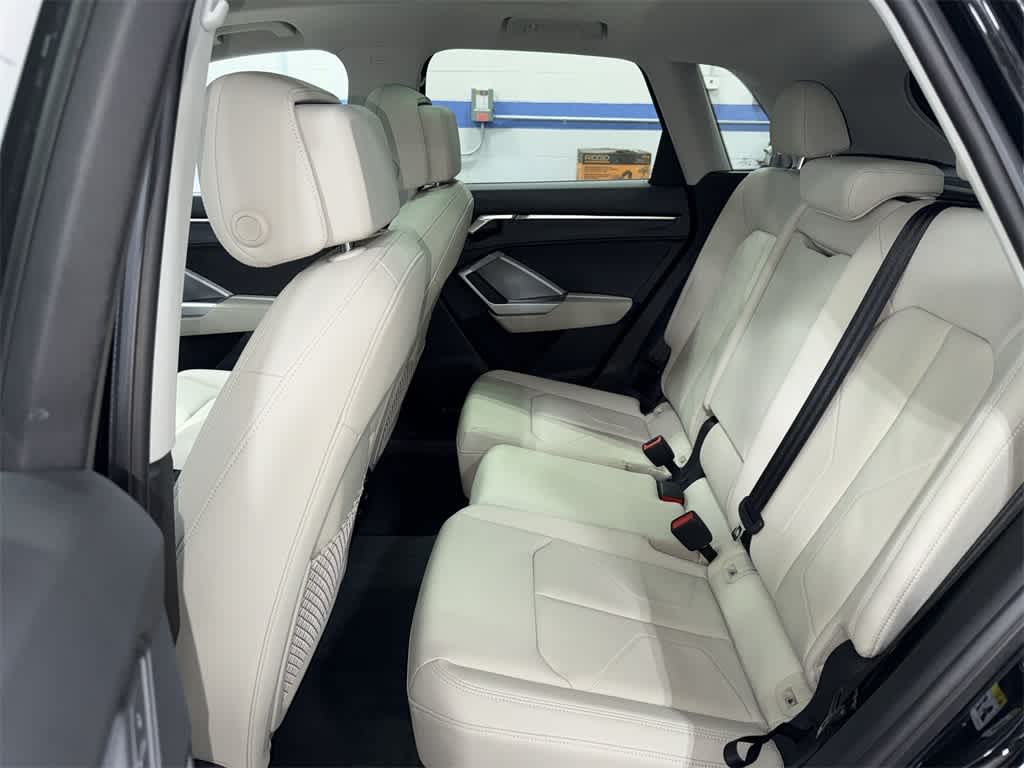 2024 Audi Q3 S line Premium