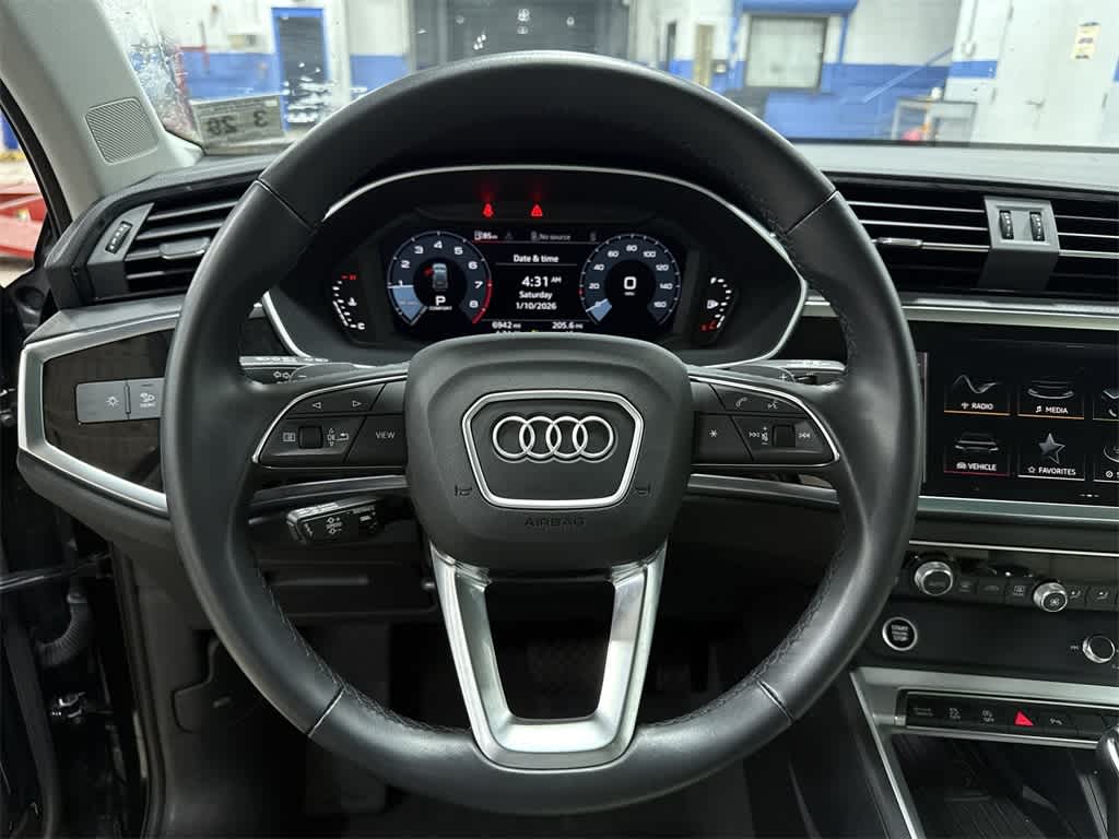 2024 Audi Q3 S line Premium