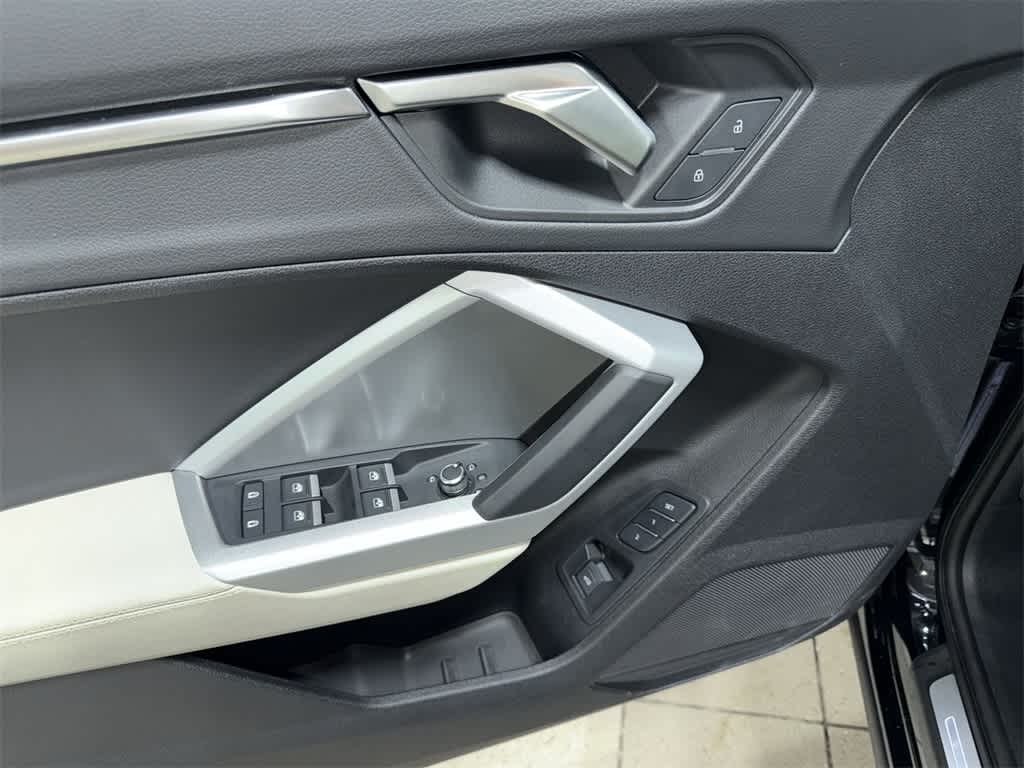 2024 Audi Q3 S line Premium