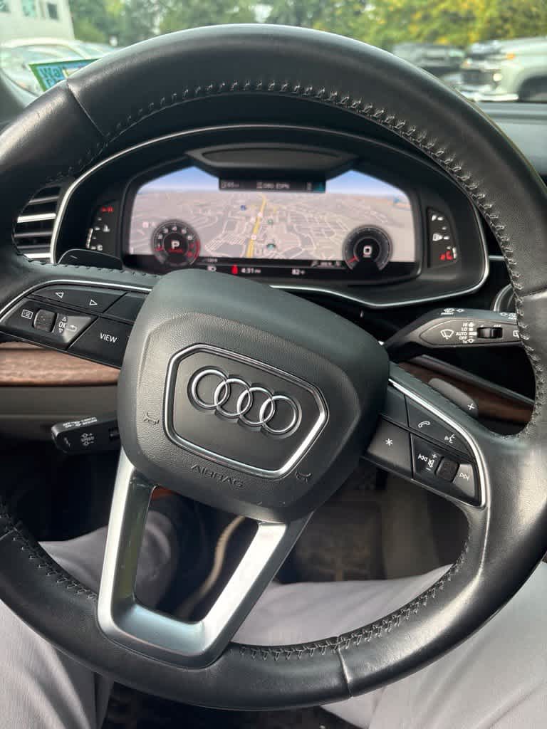 2020 Audi Q7 Premium Plus