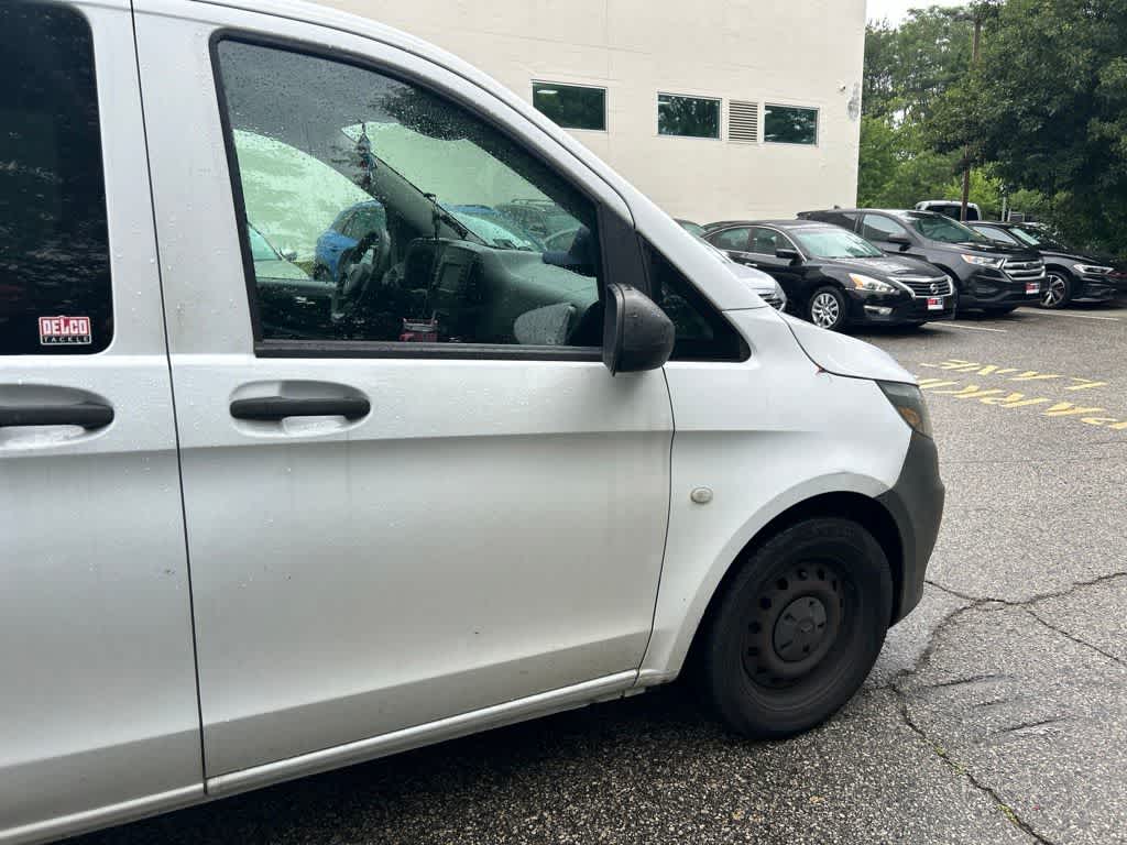 2017 Mercedes-Benz Metris Cargo Van Standard Roof 126" Wheelbase