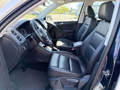 2016 Volkswagen Tiguan S