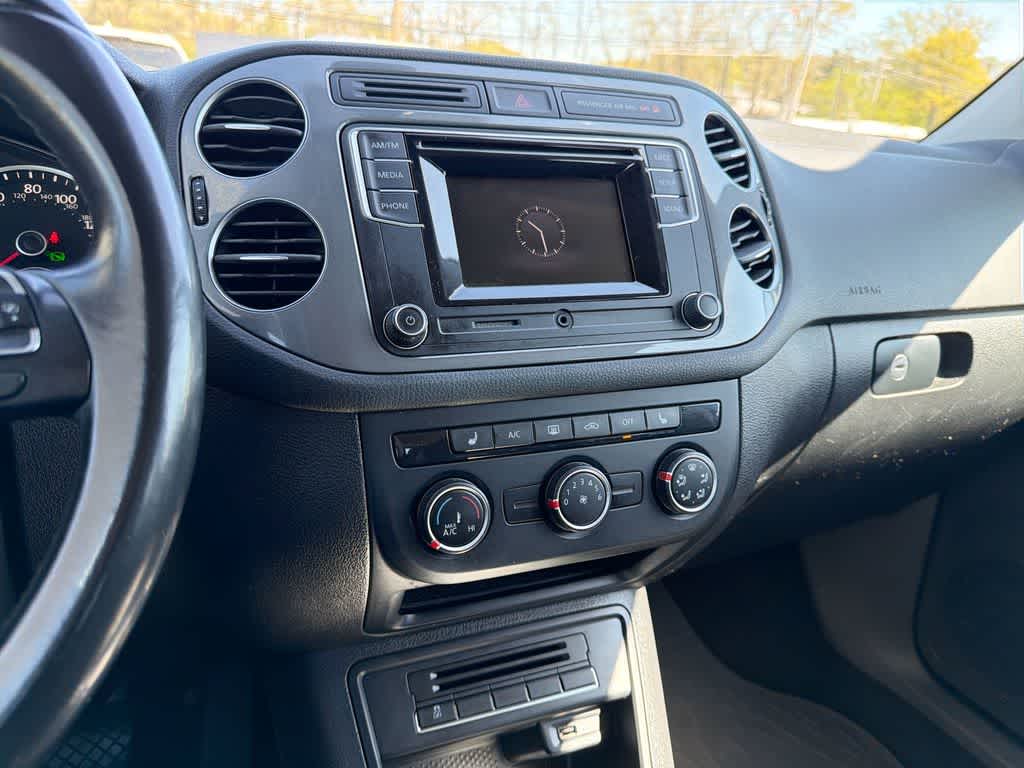 2016 Volkswagen Tiguan S