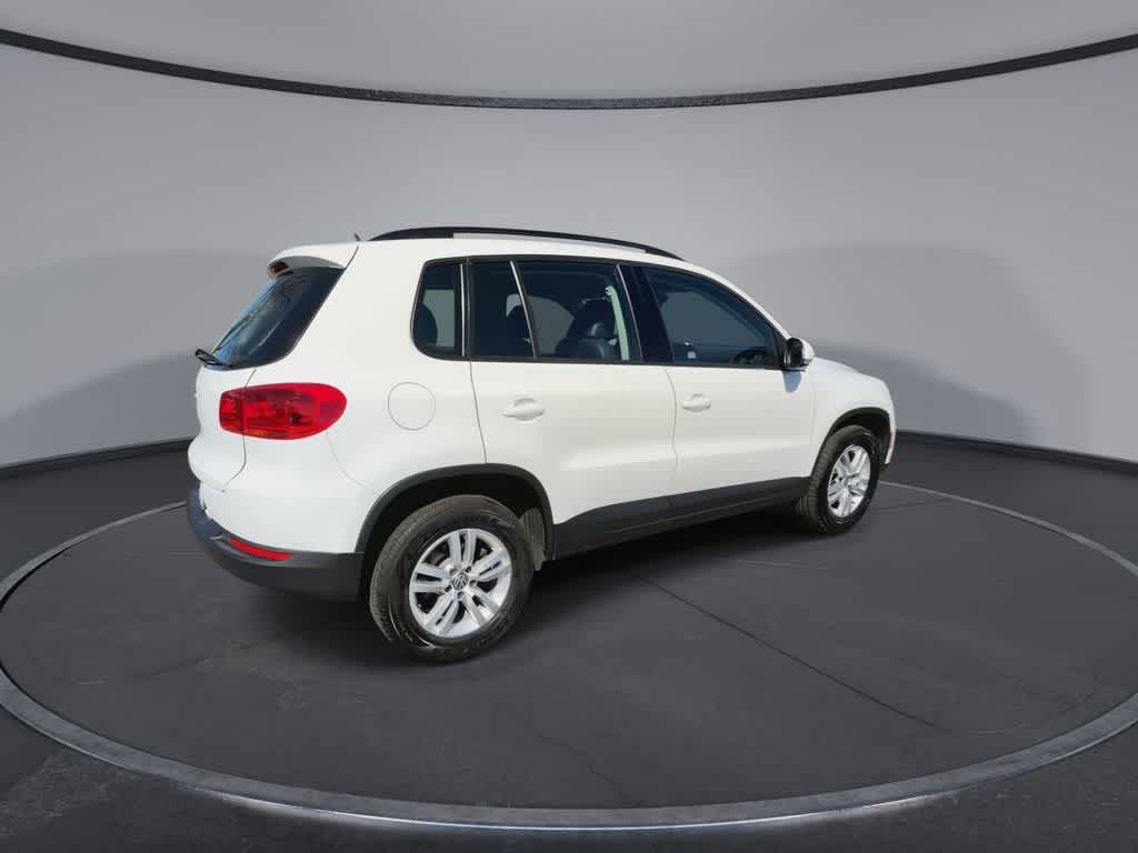 2016 Volkswagen Tiguan S