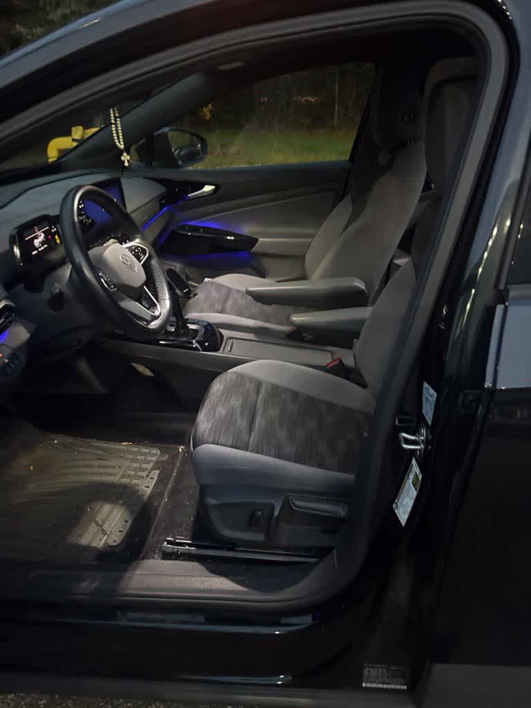 2022 Volkswagen ID.4 Pro