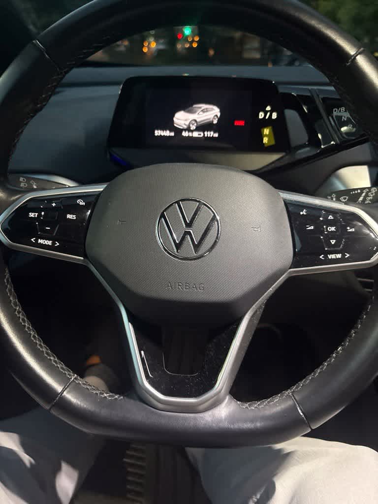 2022 Volkswagen ID.4 Pro