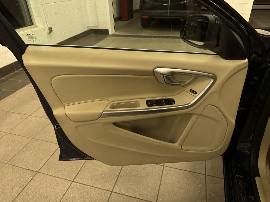 2015 Volvo S60 T5 Premier