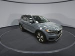 2020 Volvo XC40 Momentum