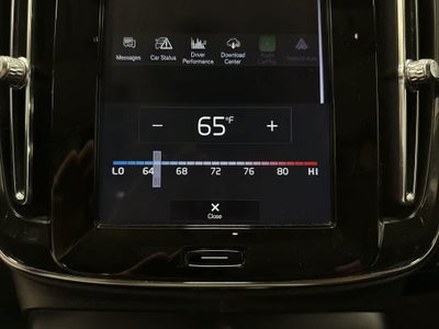 2020 Volvo XC40 Momentum