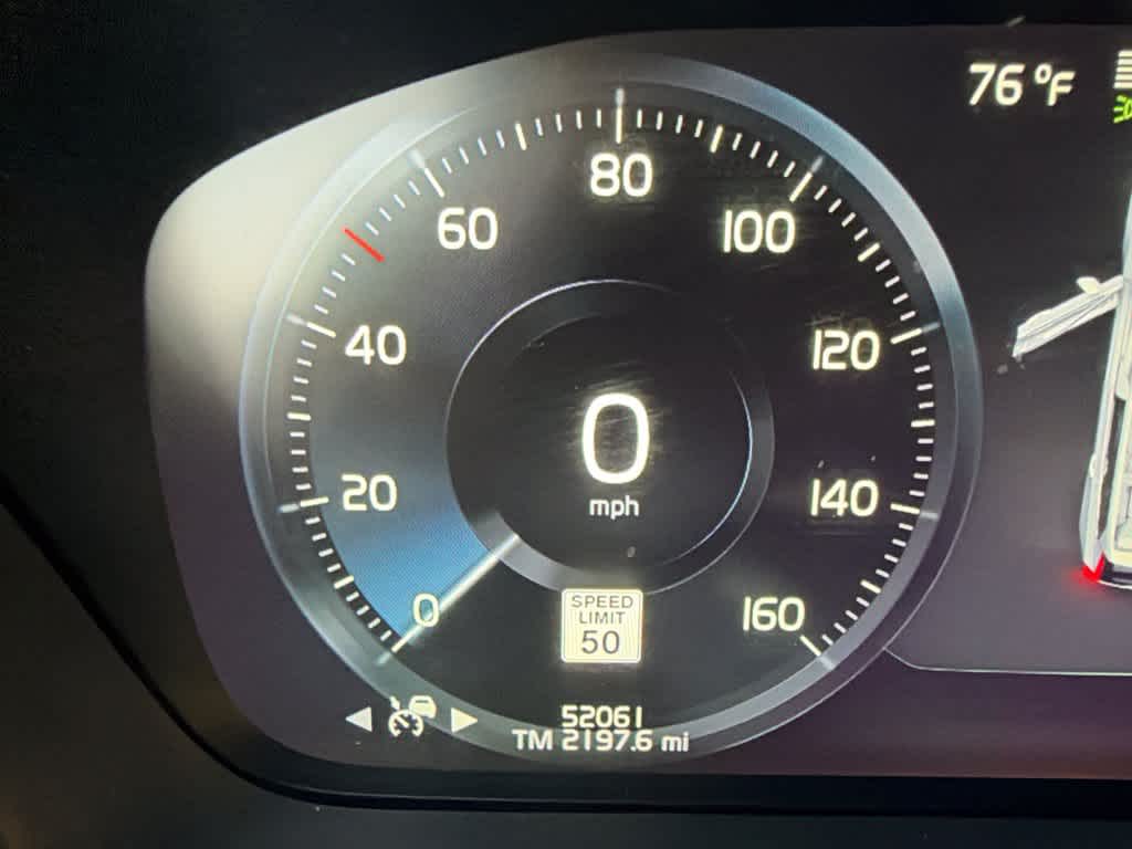 2018 Volvo XC90 Momentum