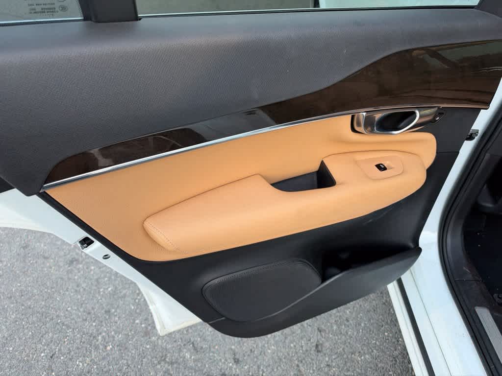 2018 Volvo XC90 Momentum