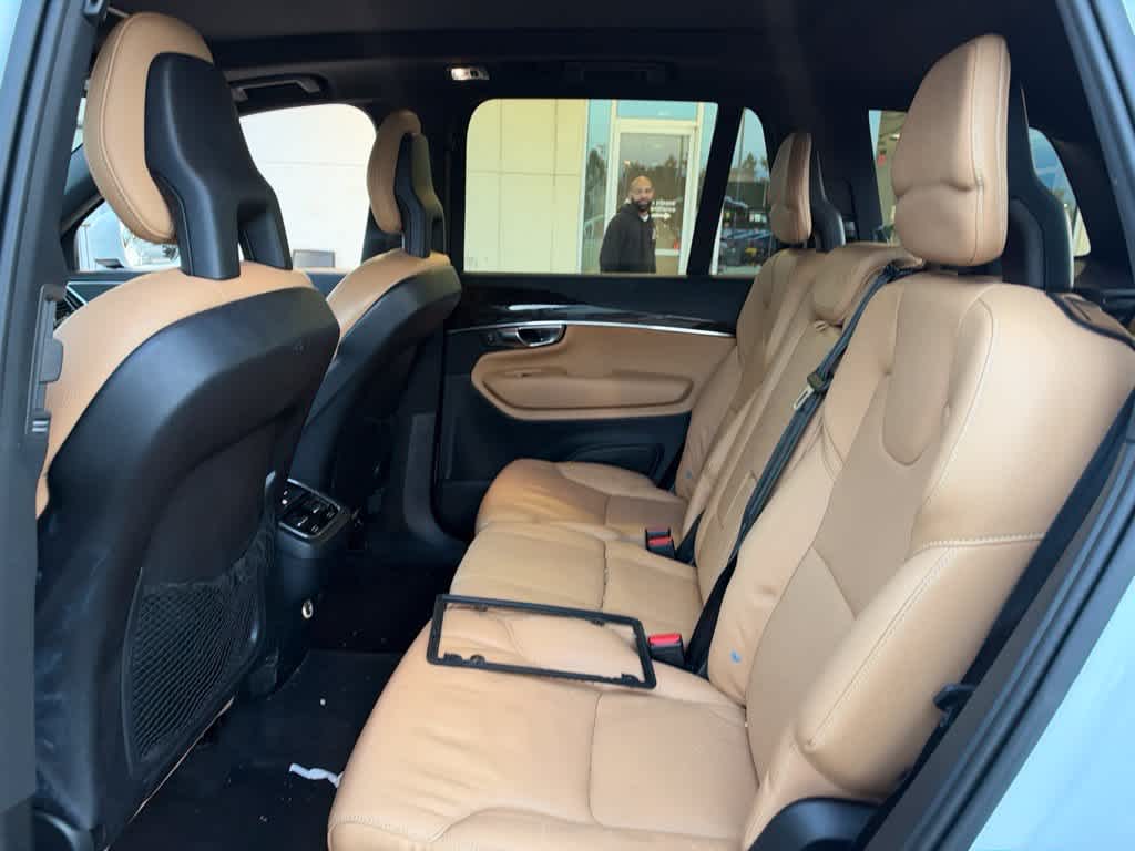 2018 Volvo XC90 Momentum
