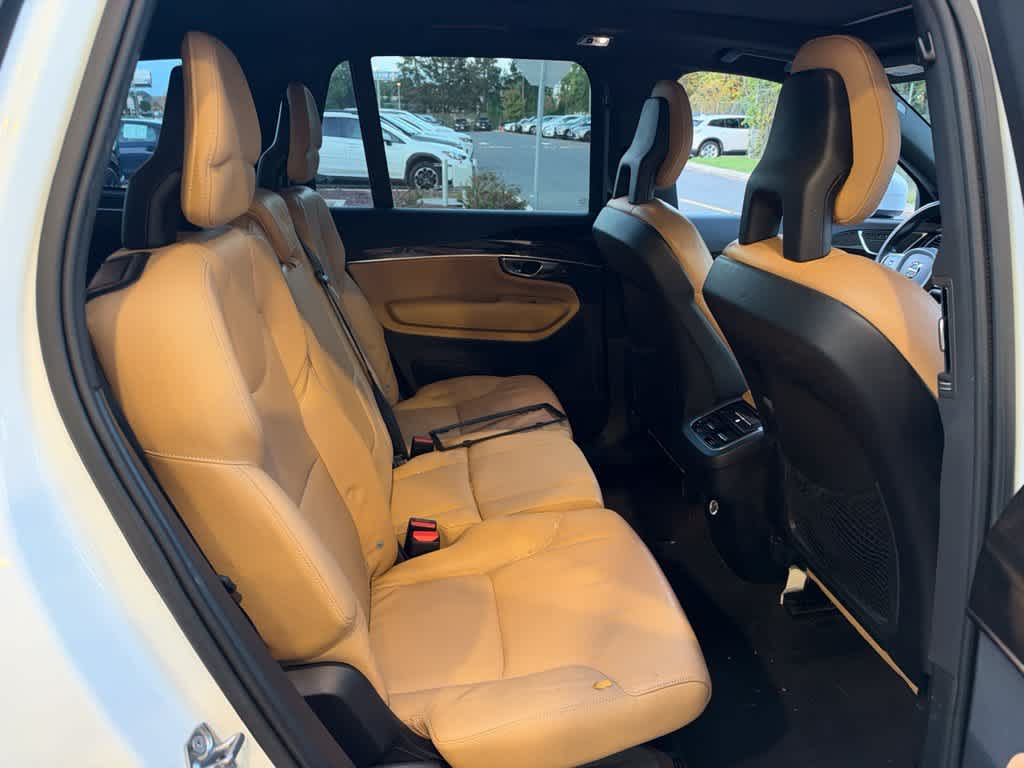 2018 Volvo XC90 Momentum