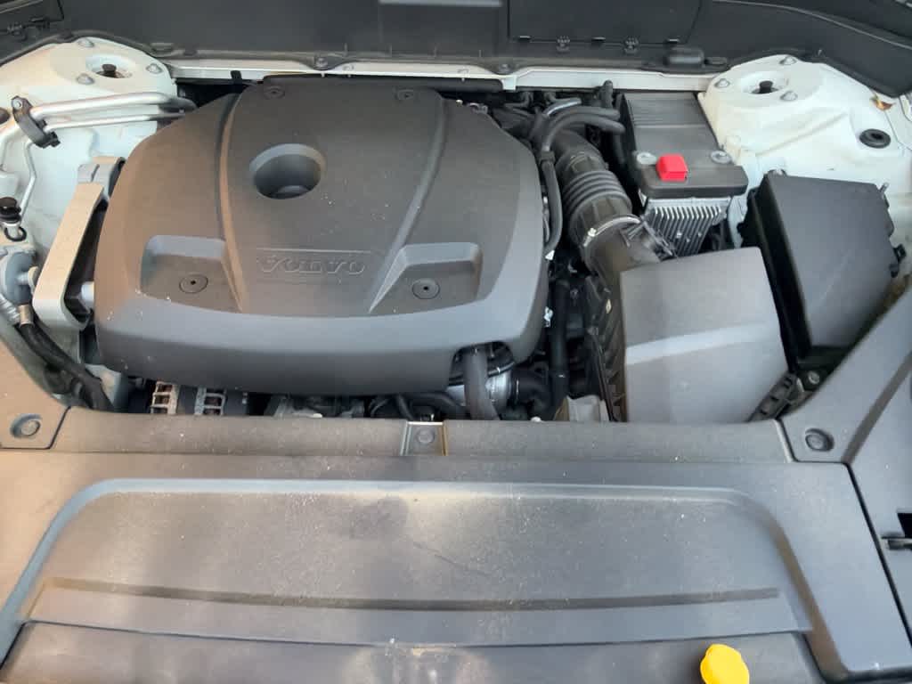 2018 Volvo XC90 Momentum