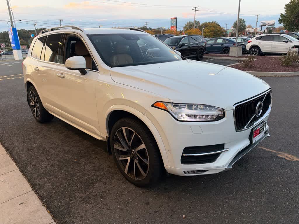 2018 Volvo XC90 Momentum