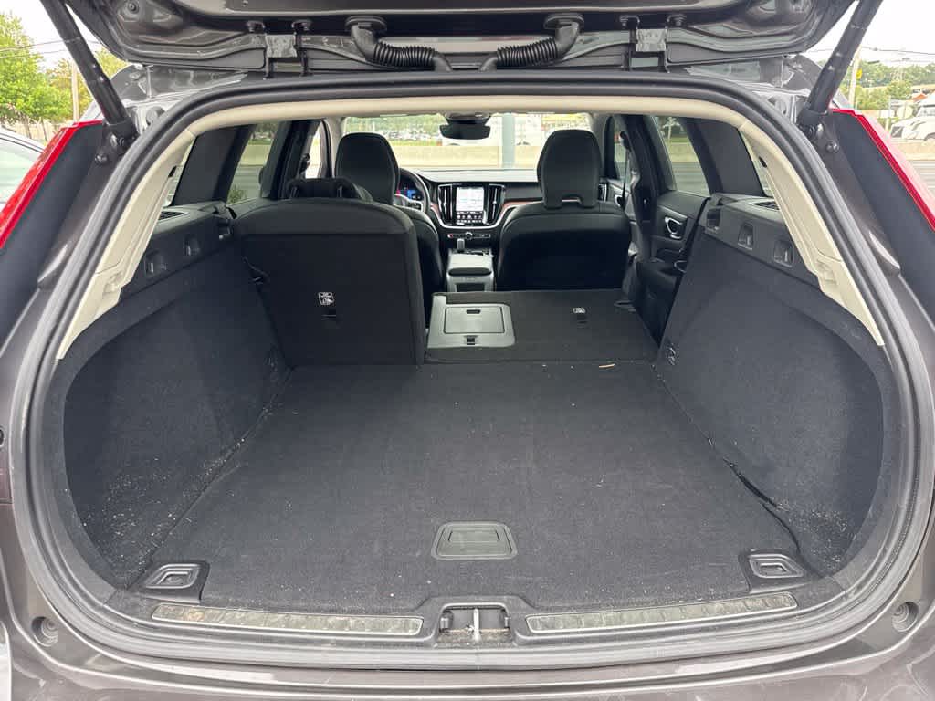 2025 Volvo V60 Cross Country Plus