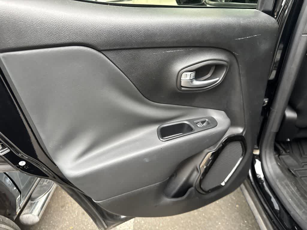 2017 Jeep Renegade Altitude